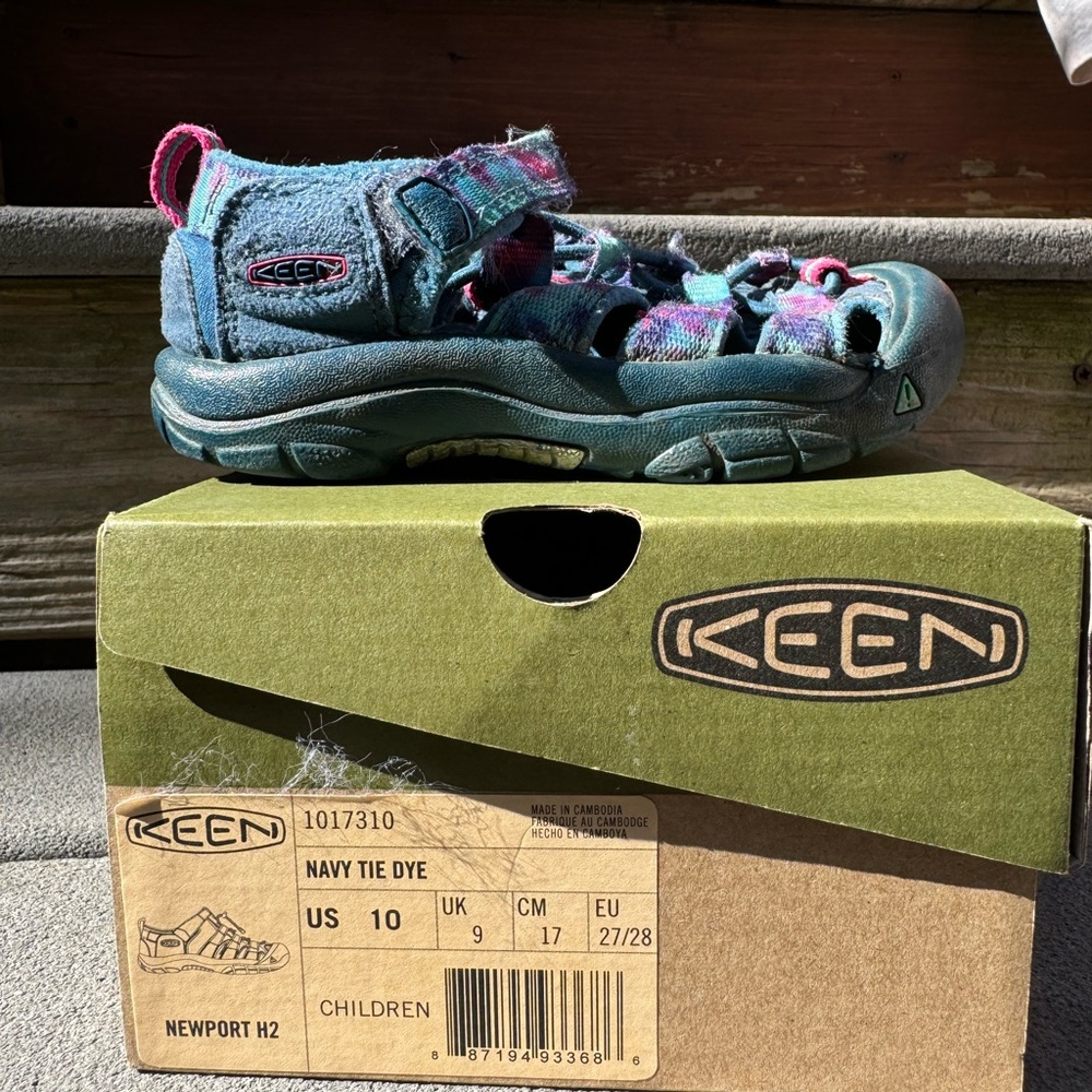Keen newport H2 Navy tie dye size 10 with box